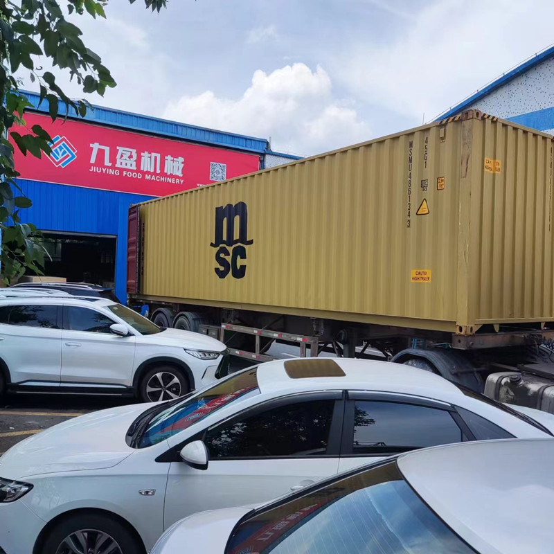 货柜满载启航；进军马来西亚